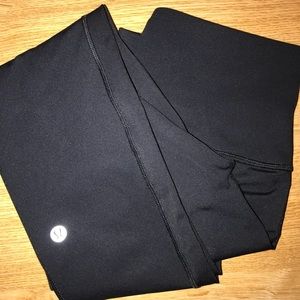 DO NOT BUY Lululemon black leggings full length